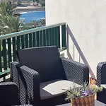 Appartement Carmen Beachfront Escape *